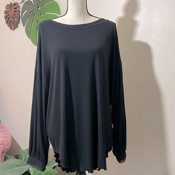 Free People Shimmy Shake Top in Black size Small NWT - Picture 6 of 9